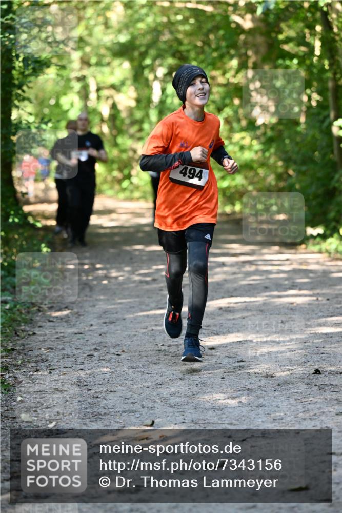 06.10.2024 - Bramfelder Halbmarathon 2024 Dr. Thomas Lammeyer http://msf.ph/oto/7343156 06.10.2024 10:54:40 Laufen 494 meine-sportfotos.de