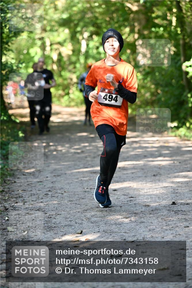 06.10.2024 - Bramfelder Halbmarathon 2024 Dr. Thomas Lammeyer http://msf.ph/oto/7343158 06.10.2024 10:54:41 Laufen 494 meine-sportfotos.de