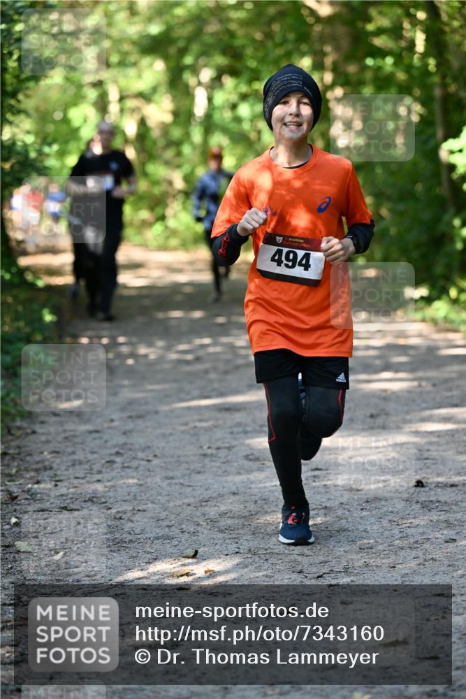 06.10.2024 - Bramfelder Halbmarathon 2024 Dr. Thomas Lammeyer http://msf.ph/oto/7343160 06.10.2024 10:54:41 Laufen 494 meine-sportfotos.de