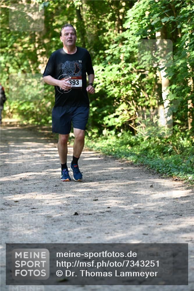 06.10.2024 - Bramfelder Halbmarathon 2024 Dr. Thomas Lammeyer http://msf.ph/oto/7343251 06.10.2024 10:55:05 Laufen  meine-sportfotos.de