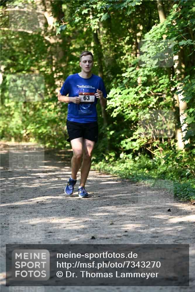 06.10.2024 - Bramfelder Halbmarathon 2024 Dr. Thomas Lammeyer http://msf.ph/oto/7343270 06.10.2024 10:55:22 Laufen 63 meine-sportfotos.de
