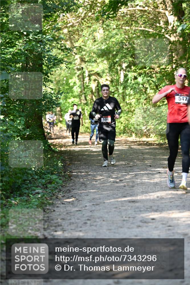 06.10.2024 - Bramfelder Halbmarathon 2024 Dr. Thomas Lammeyer http://msf.ph/oto/7343296 06.10.2024 10:55:38 Laufen 106, 547 meine-sportfotos.de