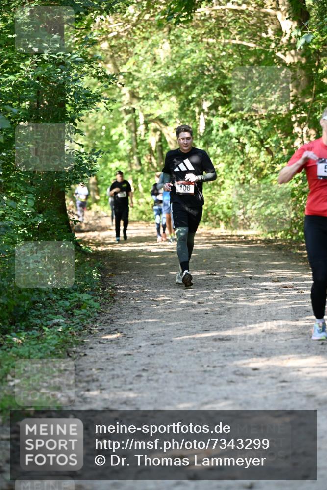 06.10.2024 - Bramfelder Halbmarathon 2024 Dr. Thomas Lammeyer http://msf.ph/oto/7343299 06.10.2024 10:55:39 Laufen 106 meine-sportfotos.de