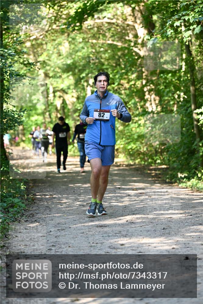 06.10.2024 - Bramfelder Halbmarathon 2024 Dr. Thomas Lammeyer http://msf.ph/oto/7343317 06.10.2024 10:55:45 Laufen 82 meine-sportfotos.de