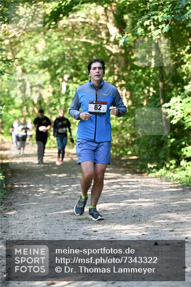 06.10.2024 - Bramfelder Halbmarathon 2024 Dr. Thomas Lammeyer http://msf.ph/oto/7343322 06.10.2024 10:55:46 Laufen 82, 99 meine-sportfotos.de
