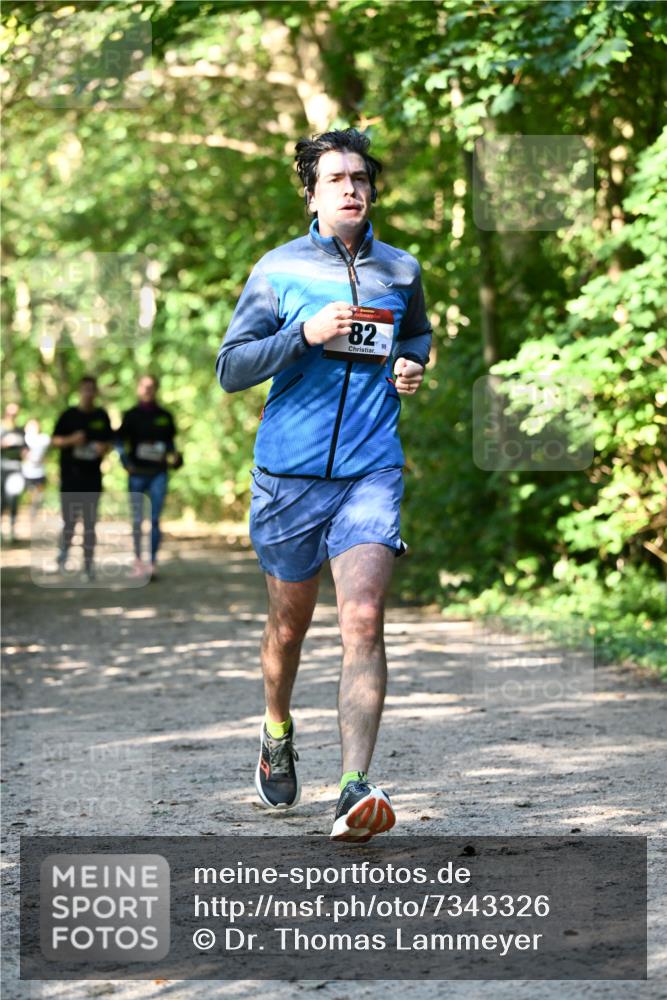 06.10.2024 - Bramfelder Halbmarathon 2024 Dr. Thomas Lammeyer http://msf.ph/oto/7343326 06.10.2024 10:55:46 Laufen 82 meine-sportfotos.de