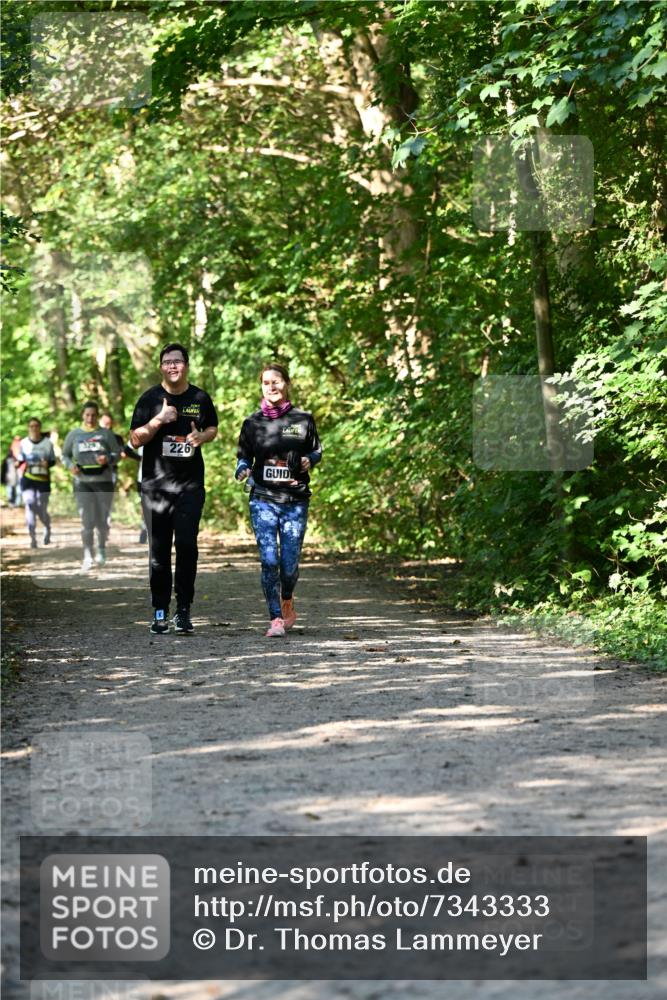 06.10.2024 - Bramfelder Halbmarathon 2024 Dr. Thomas Lammeyer http://msf.ph/oto/7343333 06.10.2024 10:55:50 Laufen 226 meine-sportfotos.de
