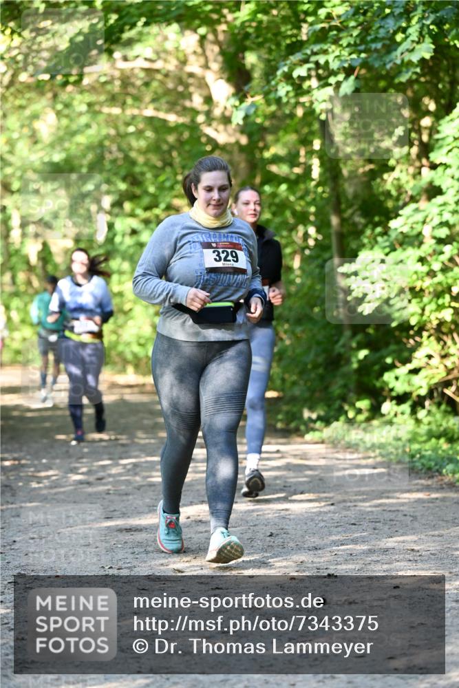 06.10.2024 - Bramfelder Halbmarathon 2024 Dr. Thomas Lammeyer http://msf.ph/oto/7343375 06.10.2024 10:56:01 Laufen 329 meine-sportfotos.de