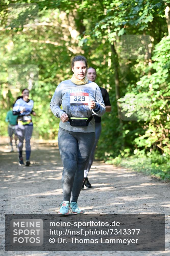 06.10.2024 - Bramfelder Halbmarathon 2024 Dr. Thomas Lammeyer http://msf.ph/oto/7343377 06.10.2024 10:56:01 Laufen 329 meine-sportfotos.de