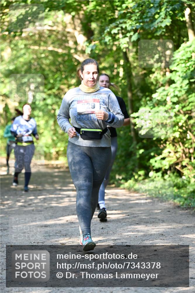 06.10.2024 - Bramfelder Halbmarathon 2024 Dr. Thomas Lammeyer http://msf.ph/oto/7343378 06.10.2024 10:56:01 Laufen  meine-sportfotos.de