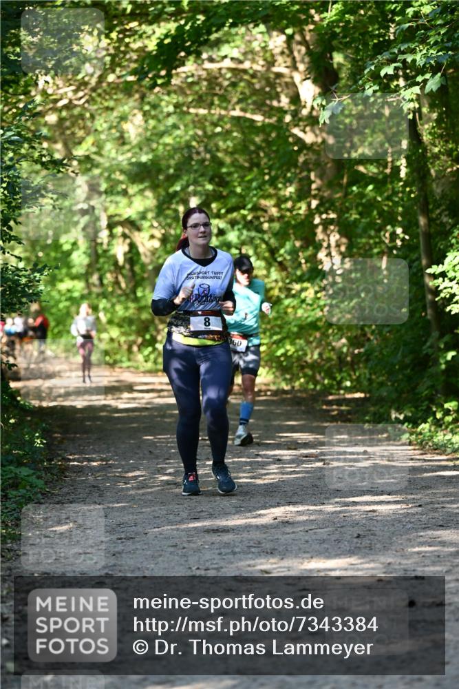 06.10.2024 - Bramfelder Halbmarathon 2024 Dr. Thomas Lammeyer http://msf.ph/oto/7343384 06.10.2024 10:56:03 Laufen 360 meine-sportfotos.de