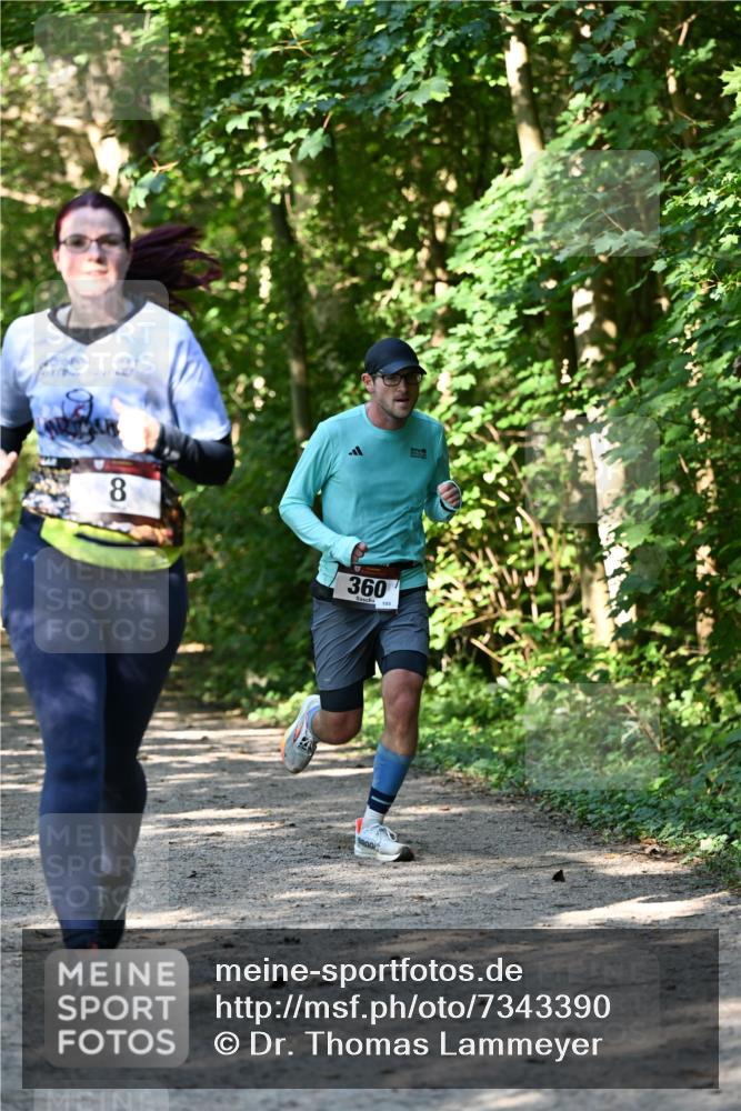 06.10.2024 - Bramfelder Halbmarathon 2024 Dr. Thomas Lammeyer http://msf.ph/oto/7343390 06.10.2024 10:56:05 Laufen 8, 360, 105 meine-sportfotos.de