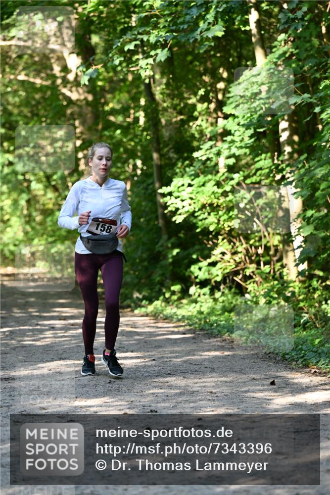 06.10.2024 - Bramfelder Halbmarathon 2024 Dr. Thomas Lammeyer http://msf.ph/oto/7343396 06.10.2024 10:56:14 Laufen 158 meine-sportfotos.de