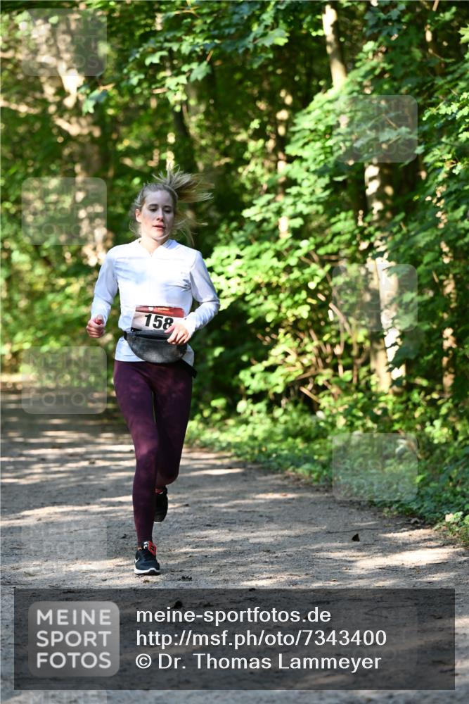 06.10.2024 - Bramfelder Halbmarathon 2024 Dr. Thomas Lammeyer http://msf.ph/oto/7343400 06.10.2024 10:56:15 Laufen 158 meine-sportfotos.de