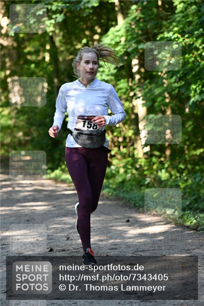06.10.2024 - Bramfelder Halbmarathon 2024 Dr. Thomas Lammeyer http://msf.ph/oto/7343405 06.10.2024 10:56:15 Laufen 158 meine-sportfotos.de