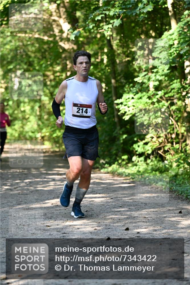 06.10.2024 - Bramfelder Halbmarathon 2024 Dr. Thomas Lammeyer http://msf.ph/oto/7343422 06.10.2024 10:56:24 Laufen 214 meine-sportfotos.de