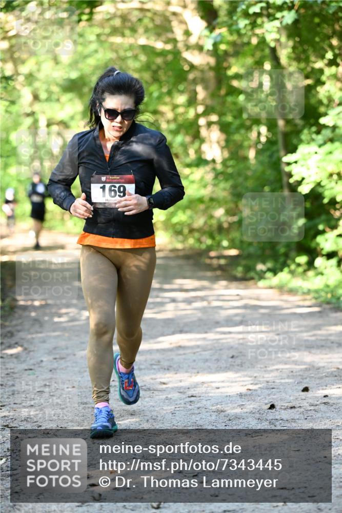 06.10.2024 - Bramfelder Halbmarathon 2024 Dr. Thomas Lammeyer http://msf.ph/oto/7343445 06.10.2024 10:56:29 Laufen 169 meine-sportfotos.de