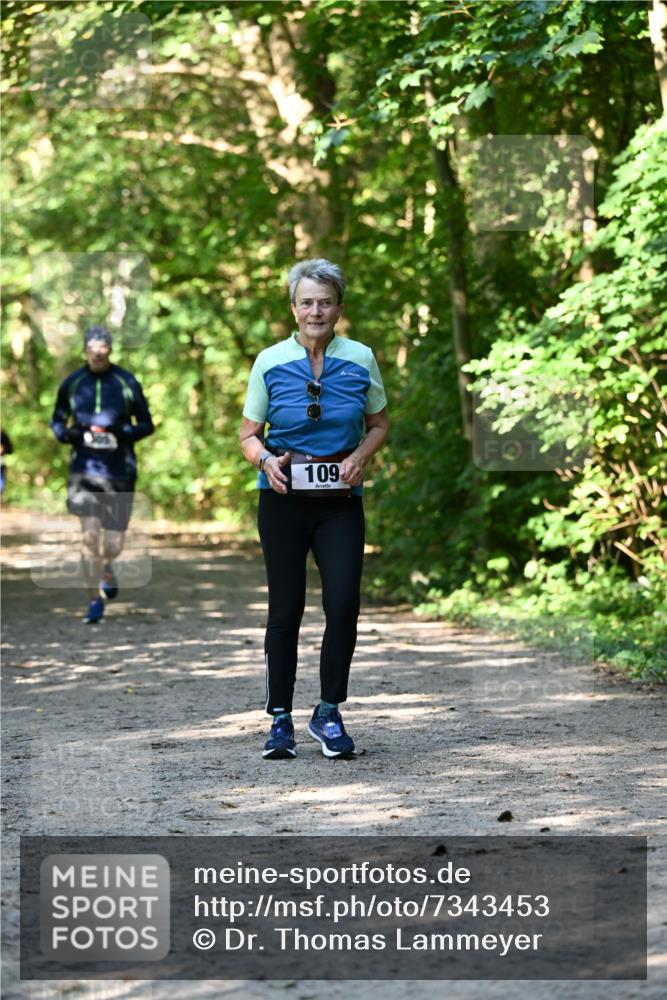 06.10.2024 - Bramfelder Halbmarathon 2024 Dr. Thomas Lammeyer http://msf.ph/oto/7343453 06.10.2024 10:56:36 Laufen 109 meine-sportfotos.de