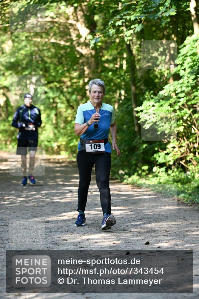 06.10.2024 - Bramfelder Halbmarathon 2024 Dr. Thomas Lammeyer http://msf.ph/oto/7343454 06.10.2024 10:56:36 Laufen 109 meine-sportfotos.de