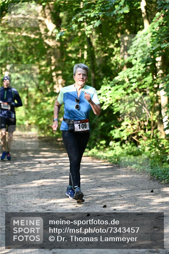 06.10.2024 - Bramfelder Halbmarathon 2024 Dr. Thomas Lammeyer http://msf.ph/oto/7343457 06.10.2024 10:56:36 Laufen 109 meine-sportfotos.de