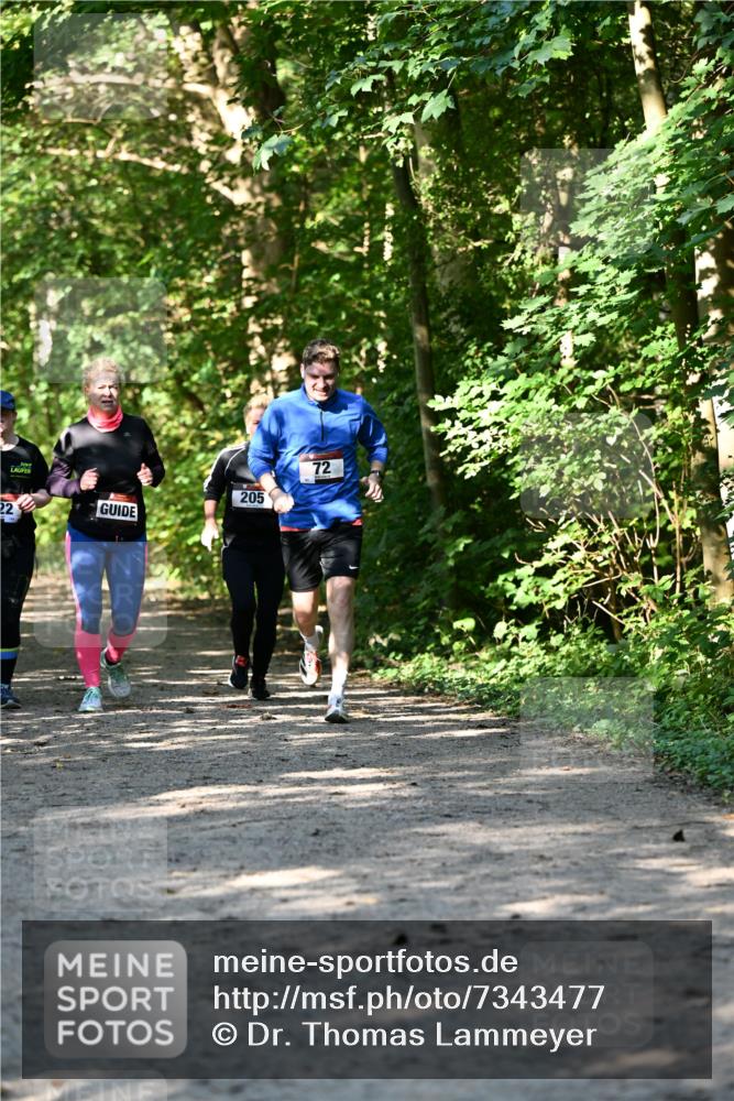 06.10.2024 - Bramfelder Halbmarathon 2024 Dr. Thomas Lammeyer http://msf.ph/oto/7343477 06.10.2024 10:56:53 Laufen 22, 1, 205, 72 meine-sportfotos.de