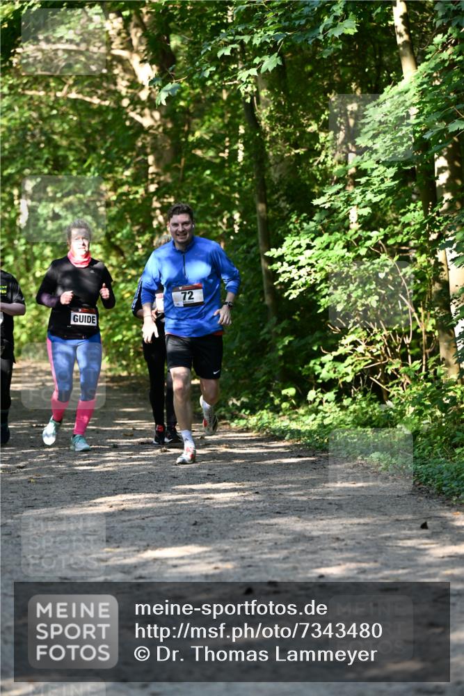 06.10.2024 - Bramfelder Halbmarathon 2024 Dr. Thomas Lammeyer http://msf.ph/oto/7343480 06.10.2024 10:56:54 Laufen 72 meine-sportfotos.de
