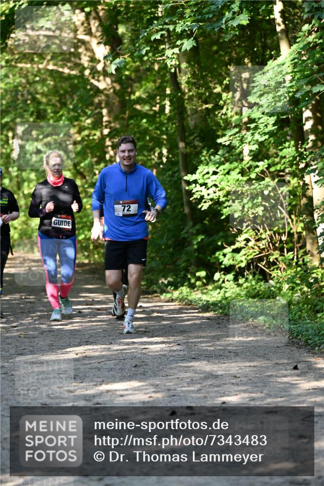 06.10.2024 - Bramfelder Halbmarathon 2024 Dr. Thomas Lammeyer http://msf.ph/oto/7343483 06.10.2024 10:56:54 Laufen 72 meine-sportfotos.de
