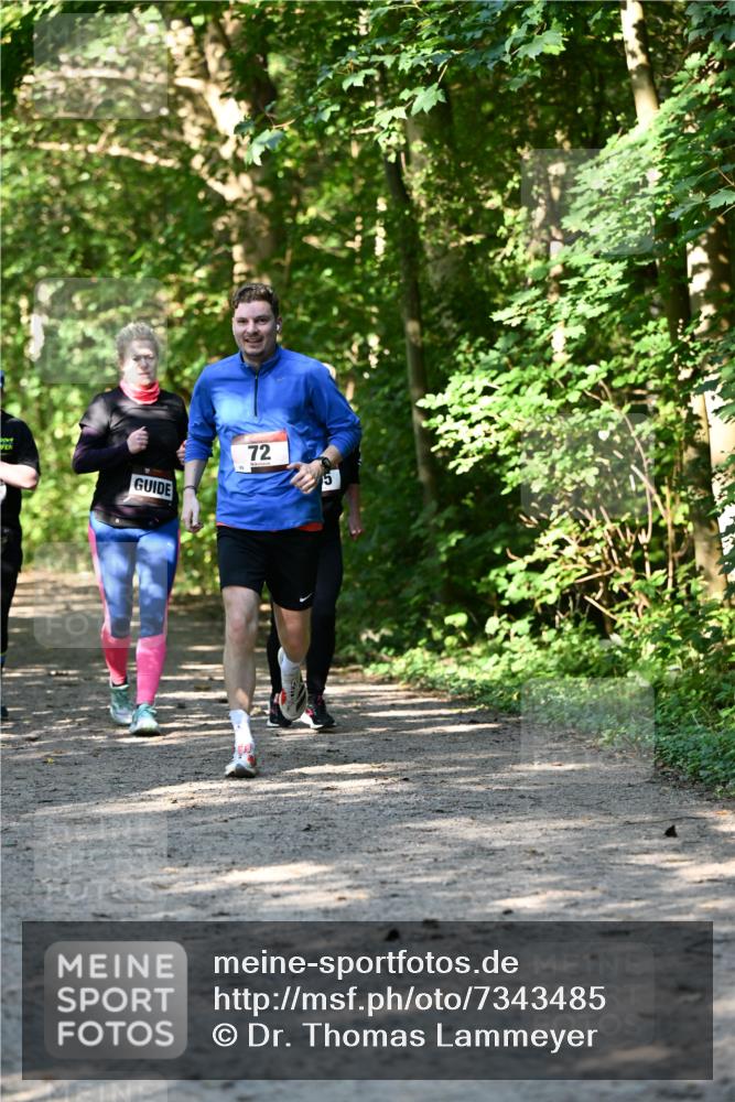 06.10.2024 - Bramfelder Halbmarathon 2024 Dr. Thomas Lammeyer http://msf.ph/oto/7343485 06.10.2024 10:56:54 Laufen 72 meine-sportfotos.de