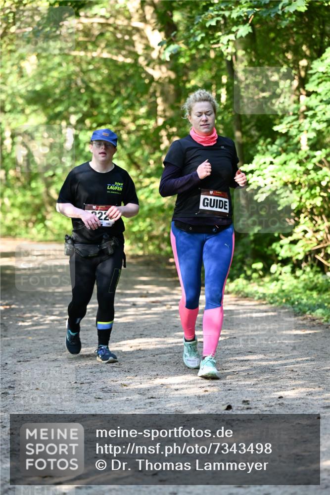 06.10.2024 - Bramfelder Halbmarathon 2024 Dr. Thomas Lammeyer http://msf.ph/oto/7343498 06.10.2024 10:56:57 Laufen 222, 144 meine-sportfotos.de