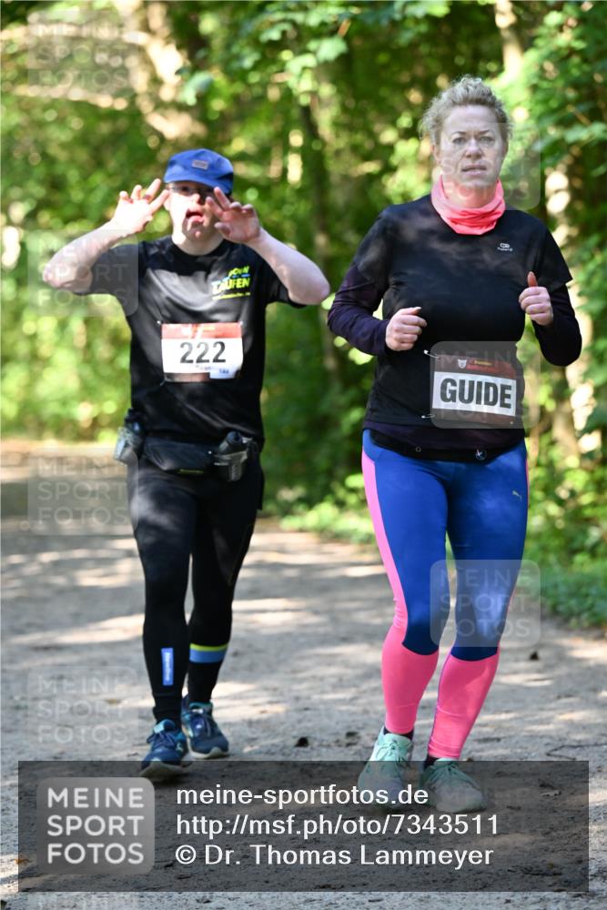 06.10.2024 - Bramfelder Halbmarathon 2024 Dr. Thomas Lammeyer http://msf.ph/oto/7343511 06.10.2024 10:56:59 Laufen 222, 144 meine-sportfotos.de