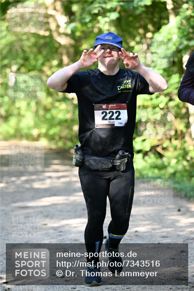 06.10.2024 - Bramfelder Halbmarathon 2024 Dr. Thomas Lammeyer http://msf.ph/oto/7343516 06.10.2024 10:57:00 Laufen  meine-sportfotos.de