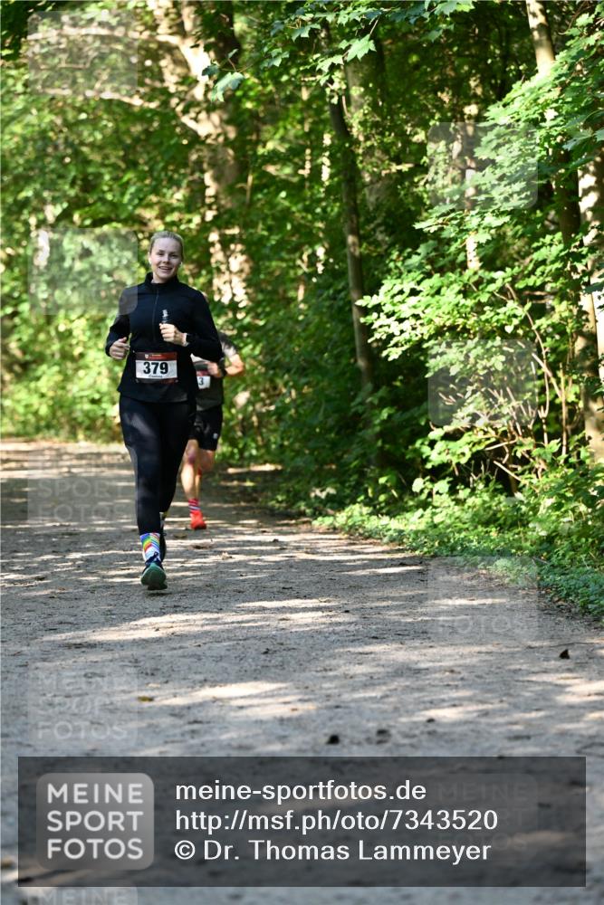 06.10.2024 - Bramfelder Halbmarathon 2024 Dr. Thomas Lammeyer http://msf.ph/oto/7343520 06.10.2024 10:57:13 Laufen  meine-sportfotos.de