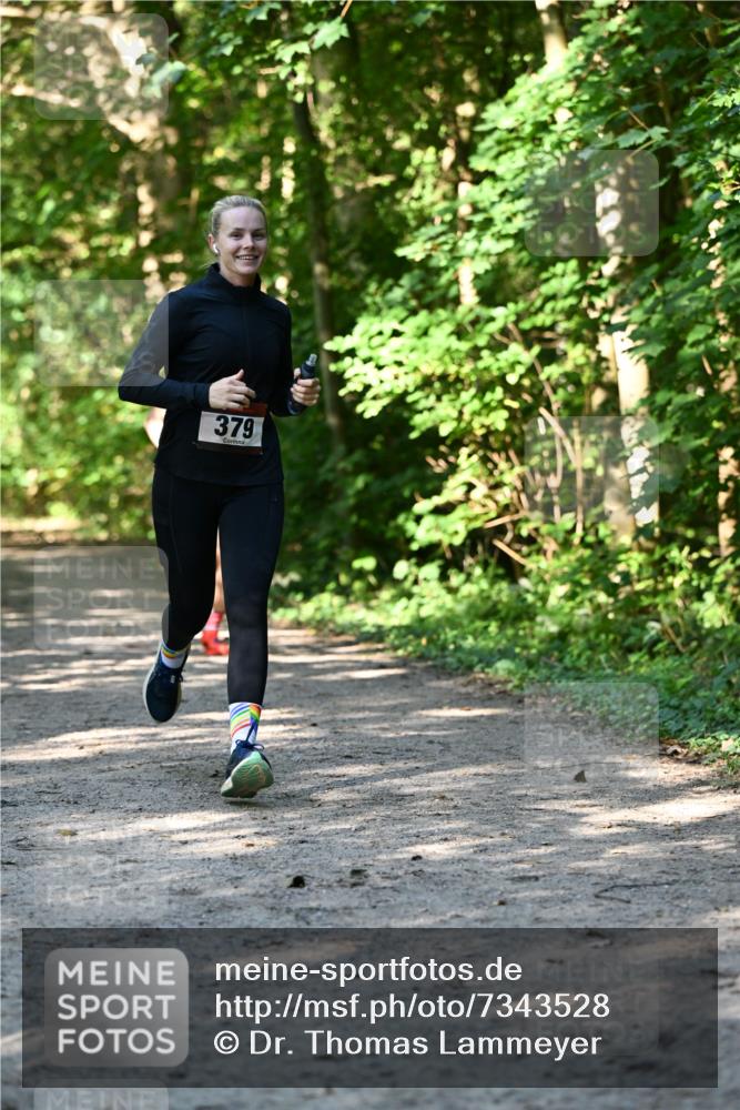 06.10.2024 - Bramfelder Halbmarathon 2024 Dr. Thomas Lammeyer http://msf.ph/oto/7343528 06.10.2024 10:57:14 Laufen  meine-sportfotos.de