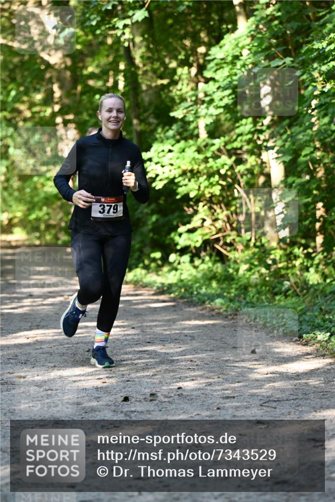 06.10.2024 - Bramfelder Halbmarathon 2024 Dr. Thomas Lammeyer http://msf.ph/oto/7343529 06.10.2024 10:57:14 Laufen 379 meine-sportfotos.de
