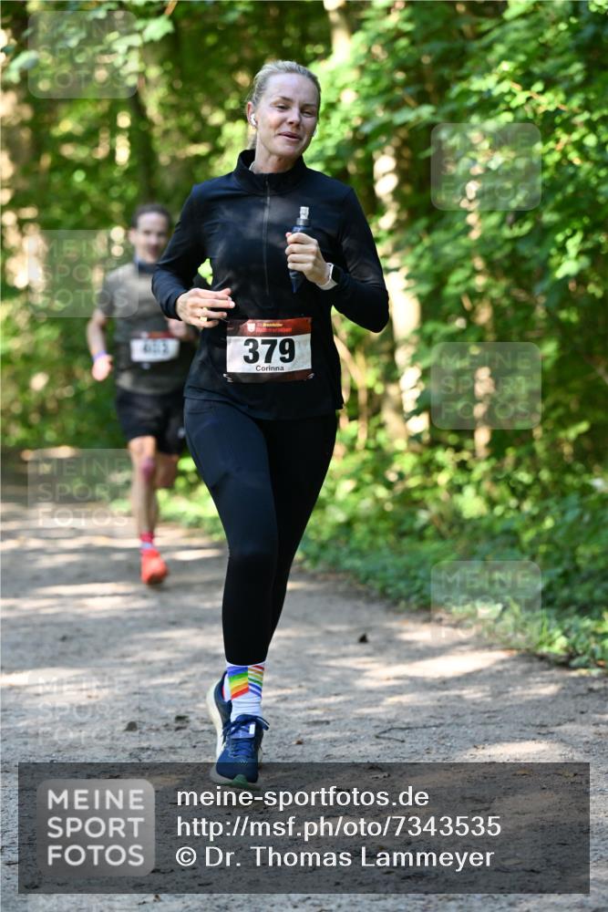 06.10.2024 - Bramfelder Halbmarathon 2024 Dr. Thomas Lammeyer http://msf.ph/oto/7343535 06.10.2024 10:57:15 Laufen 4112, 379 meine-sportfotos.de