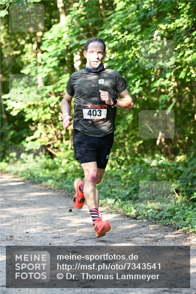 06.10.2024 - Bramfelder Halbmarathon 2024 Dr. Thomas Lammeyer http://msf.ph/oto/7343541 06.10.2024 10:57:16 Laufen 33, 403 meine-sportfotos.de