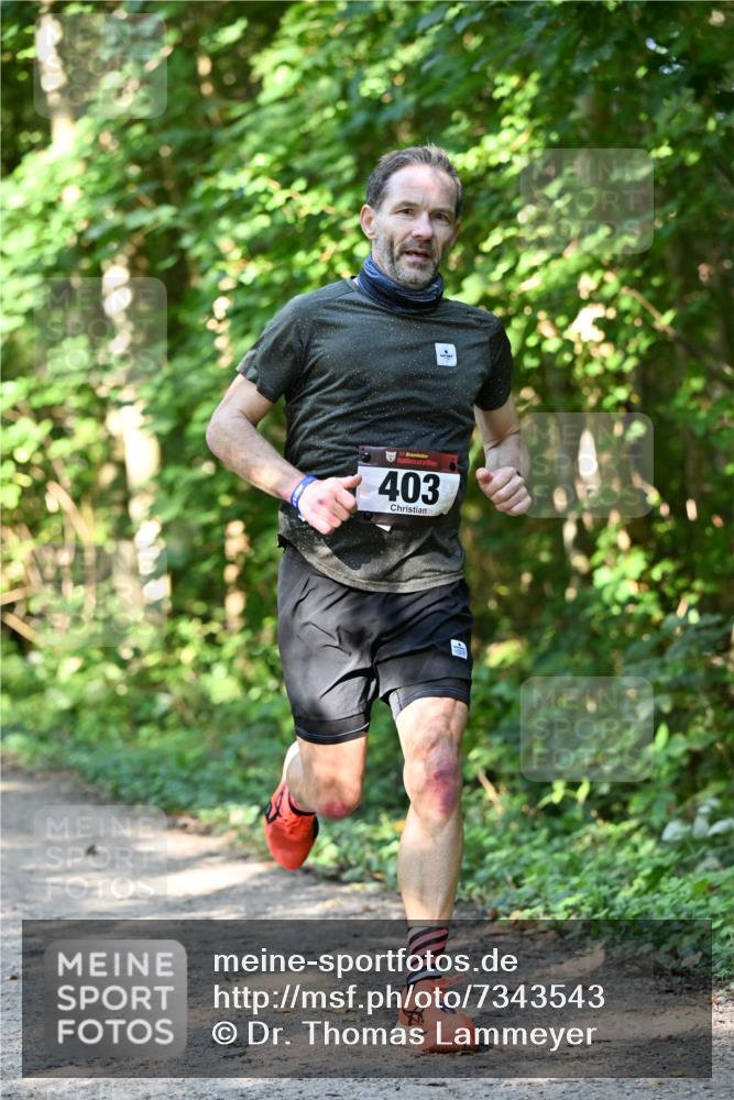06.10.2024 - Bramfelder Halbmarathon 2024 Dr. Thomas Lammeyer http://msf.ph/oto/7343543 06.10.2024 10:57:17 Laufen 403 meine-sportfotos.de