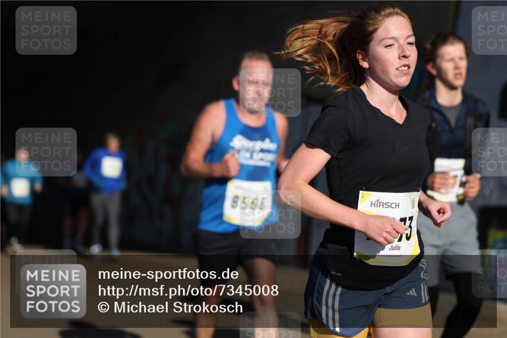 06.10.2024 - 19. swb-Marathon Bremen Michael Strokosch http://msf.ph/oto/7345008 06.10.2024 10:15:32 Laufen 8566, 19, 3 meine-sportfotos.de