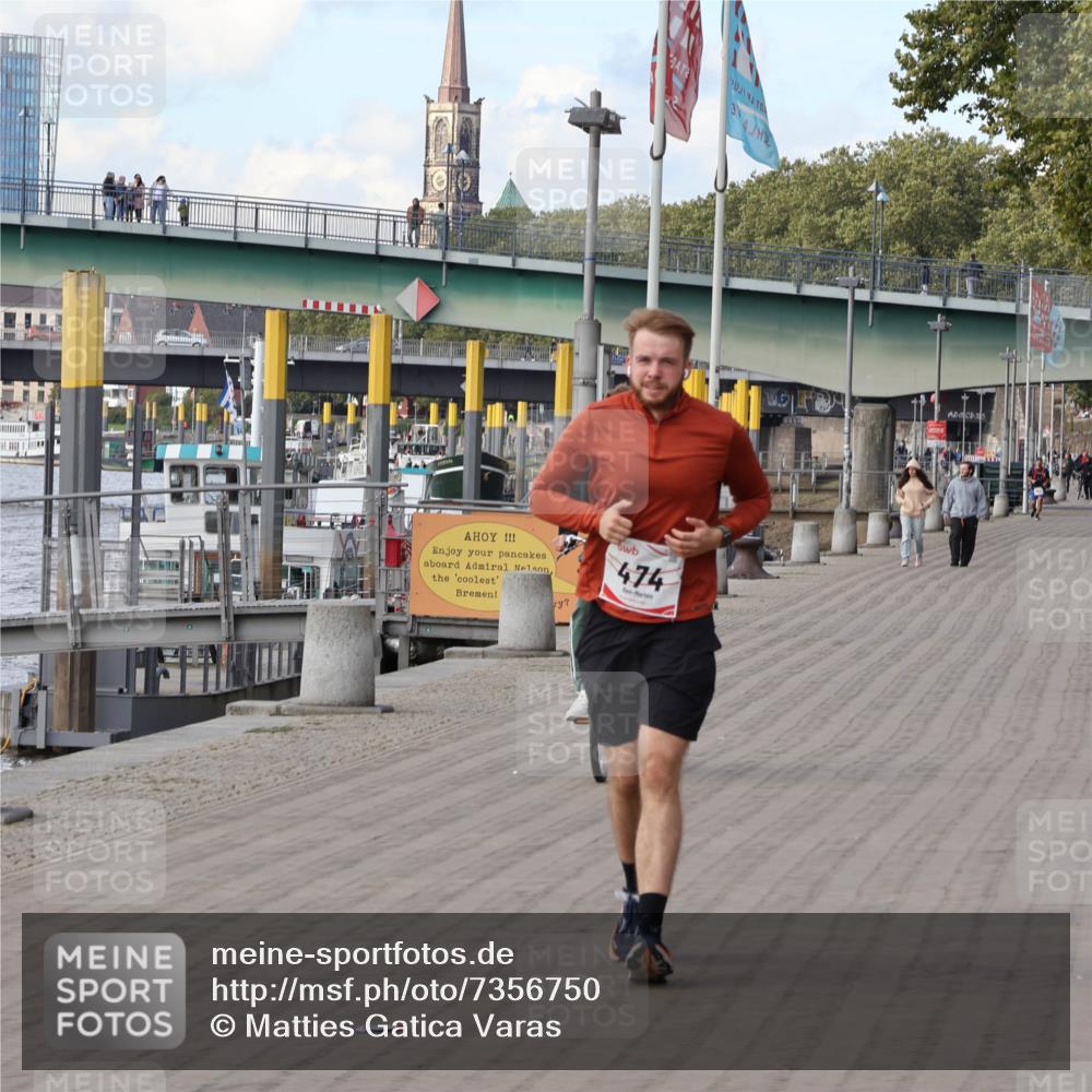 06.10.2024 - 19. swb-Marathon Bremen Matties Gatica Varas http://msf.ph/oto/7356750 06.10.2024 14:10:29 Laufen 474 meine-sportfotos.de