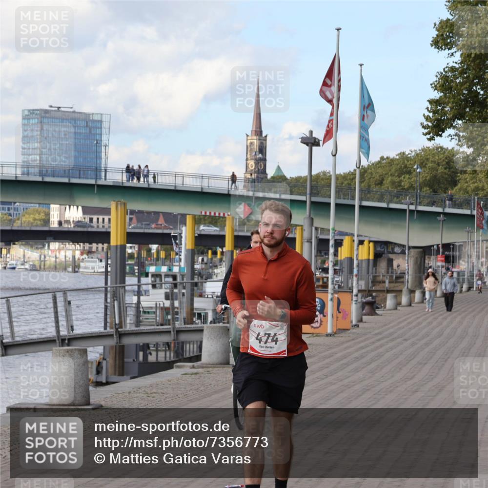 06.10.2024 - 19. swb-Marathon Bremen Matties Gatica Varas http://msf.ph/oto/7356773 06.10.2024 14:10:31 Laufen 474 meine-sportfotos.de
