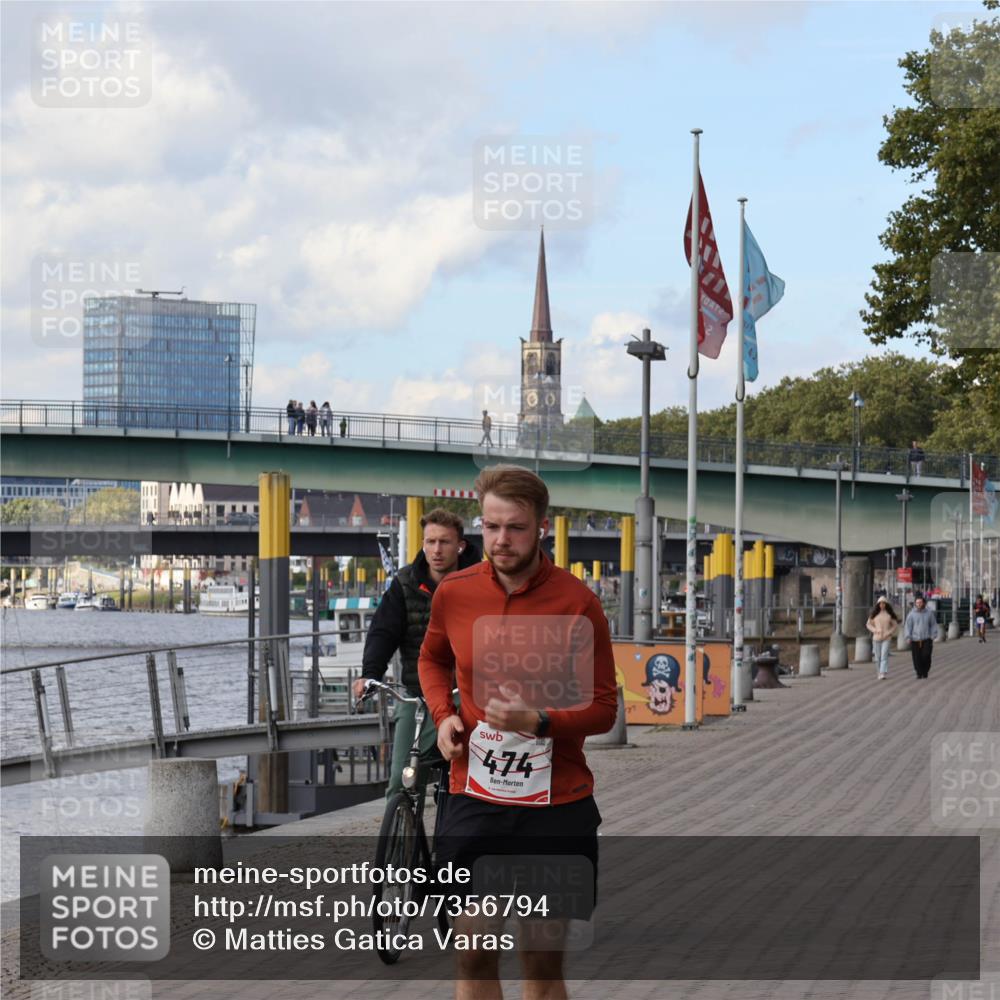 06.10.2024 - 19. swb-Marathon Bremen Matties Gatica Varas http://msf.ph/oto/7356794 06.10.2024 14:10:32 Laufen 474 meine-sportfotos.de