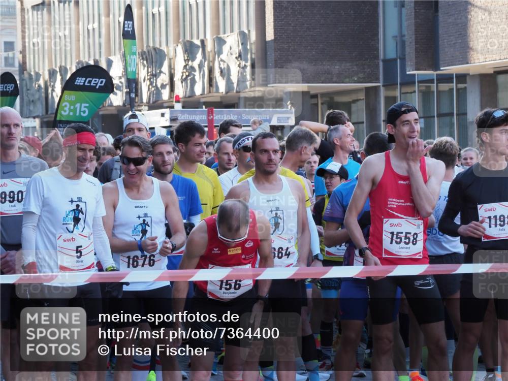 06.10.2024 - 19. swb-Marathon Bremen Luisa Fischer http://msf.ph/oto/7364400 06.10.2024 09:29:05 Allgemein zum Event 3, 15, 990, 1676, 664, 1558, 156, 119 meine-sportfotos.de