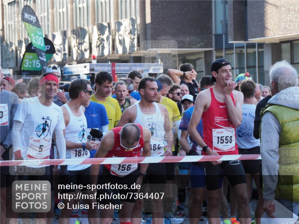 06.10.2024 - 19. swb-Marathon Bremen Luisa Fischer http://msf.ph/oto/7364407 06.10.2024 09:29:06 Allgemein zum Event 3, 00, 3, 15, 5, 1670, 156, 664, 1558 meine-sportfotos.de