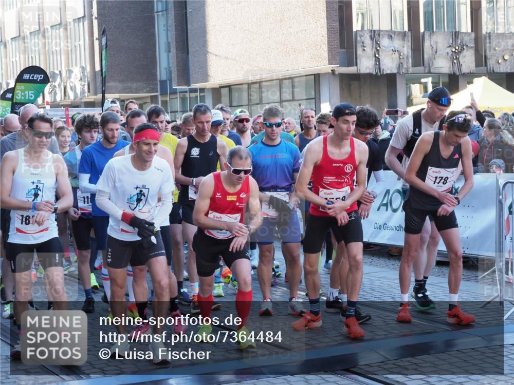 06.10.2024 - 19. swb-Marathon Bremen Luisa Fischer http://msf.ph/oto/7364484 06.10.2024 09:30:00 Allgemein zum Event 3, 15, 161, 2443, 2124, 178 meine-sportfotos.de