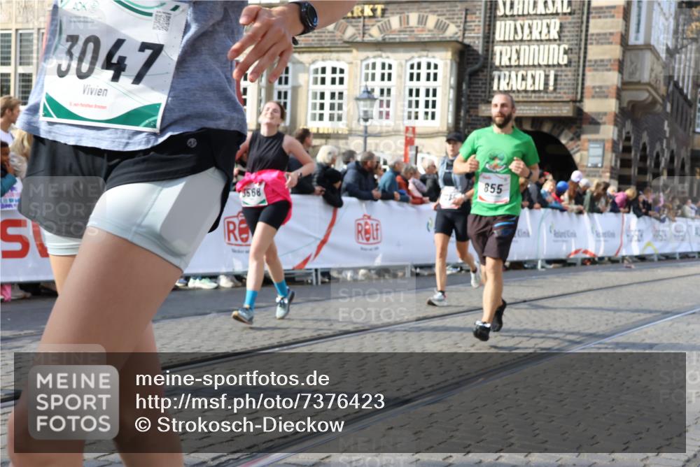 06.10.2024 - 19. swb-Marathon Bremen Strokosch-Dieckow http://msf.ph/oto/7376423 06.10.2024 14:06:24 Ziel 855, 1285, 2345, 2642, 2692, 3047, 3371, 3568, 4152, 4504, 4533, 4818, 4909, 5558, 5836, 5964 meine-sportfotos.de