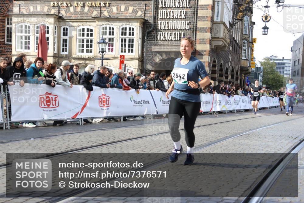 06.10.2024 - 19. swb-Marathon Bremen Strokosch-Dieckow http://msf.ph/oto/7376571 06.10.2024 14:06:30 Ziel 1285, 2112, 2345, 2642, 2730, 3371, 3595, 4152, 4909, 5836, 6651 meine-sportfotos.de