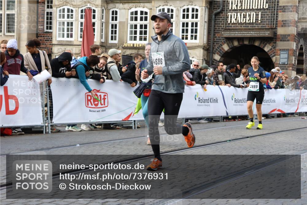 06.10.2024 - 19. swb-Marathon Bremen Strokosch-Dieckow http://msf.ph/oto/7376931 06.10.2024 14:06:51 Ziel 960, 1052, 2647, 2689, 2889, 3055, 3405, 3619, 4686, 4714, 4776, 5164, 5237, 5385, 6144, 6372, 6651, 6750 meine-sportfotos.de