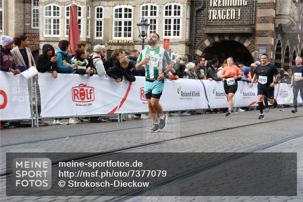 06.10.2024 - 19. swb-Marathon Bremen Strokosch-Dieckow http://msf.ph/oto/7377079 06.10.2024 14:06:59 Ziel 1052, 2193, 2647, 2689, 2889, 3055, 3061, 3405, 3619, 3784, 4714, 4776, 5164, 5279, 5385, 5952, 6144, 6229, 6372, 6532, 6750 meine-sportfotos.de