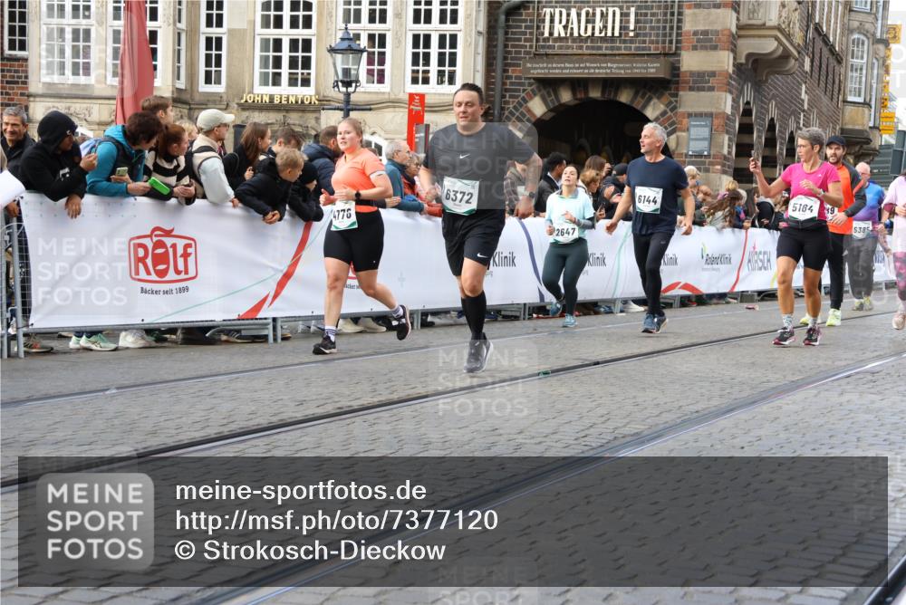 06.10.2024 - 19. swb-Marathon Bremen Strokosch-Dieckow http://msf.ph/oto/7377120 06.10.2024 14:07:01 Ziel 325, 1052, 2193, 2250, 2647, 2689, 3055, 3061, 3405, 3619, 3784, 4714, 4776, 5164, 5279, 5385, 5444, 5952, 6144, 6229, 6372, 6532, 6750 meine-sportfotos.de