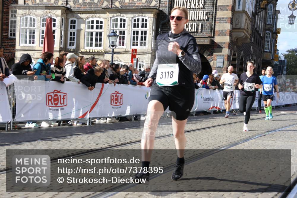 06.10.2024 - 19. swb-Marathon Bremen Strokosch-Dieckow http://msf.ph/oto/7378395 06.10.2024 14:07:56 Ziel 887, 2433, 3118, 3553, 3715, 4047, 4048, 4269, 4513, 5321, 6283 meine-sportfotos.de